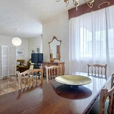 Frati Bigi With Two Bedrooms And Parking *