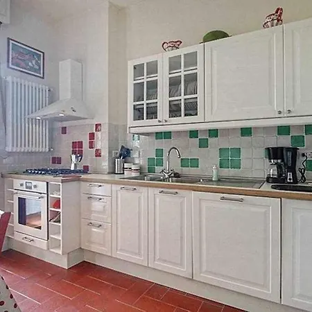 Frati Bigi With Two Bedrooms And Parking *
