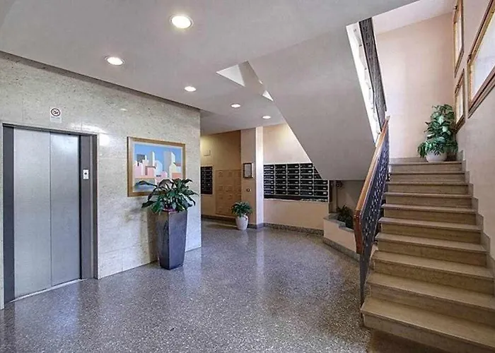 Frati Bigi With Two Bedrooms And Parking Lägenhet *