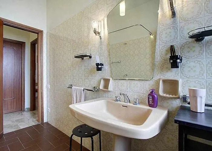 Frati Bigi With Two Bedrooms And Parking Lägenhet *