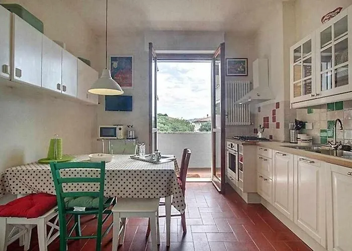 Frati Bigi With Two Bedrooms And Parking Lägenhet Florens