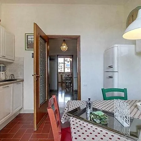 Frati Bigi With Two Bedrooms And Parking Διαμέρισμα Φλωρεντία