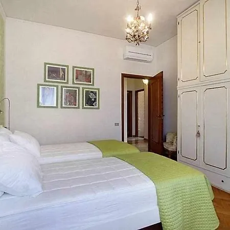 Διαμέρισμα Frati Bigi With Two Bedrooms And Parking *